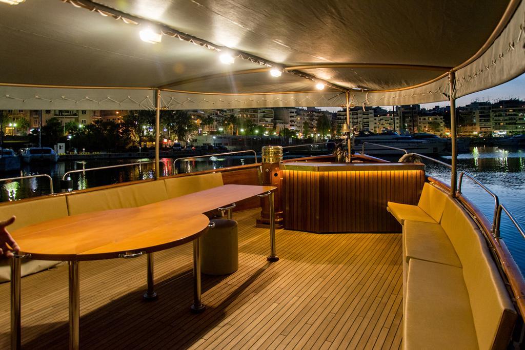 Luxury Yachthotel Amanda Псароу Экстерьер фото